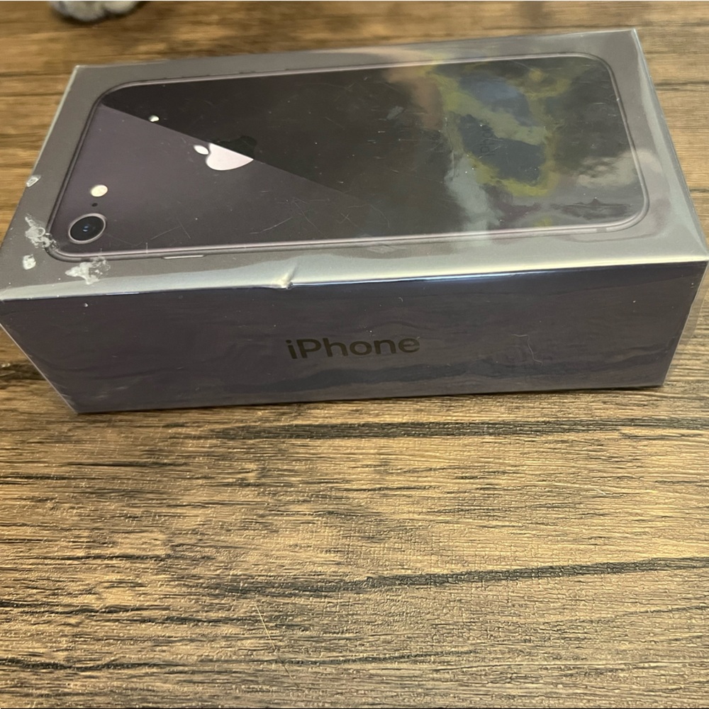 64 GB never opened, brand new iPhone 8